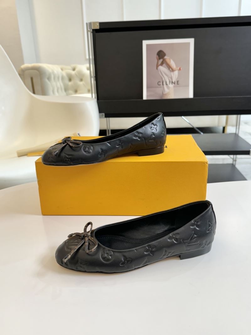 Louis Vuitton Flat Shoes